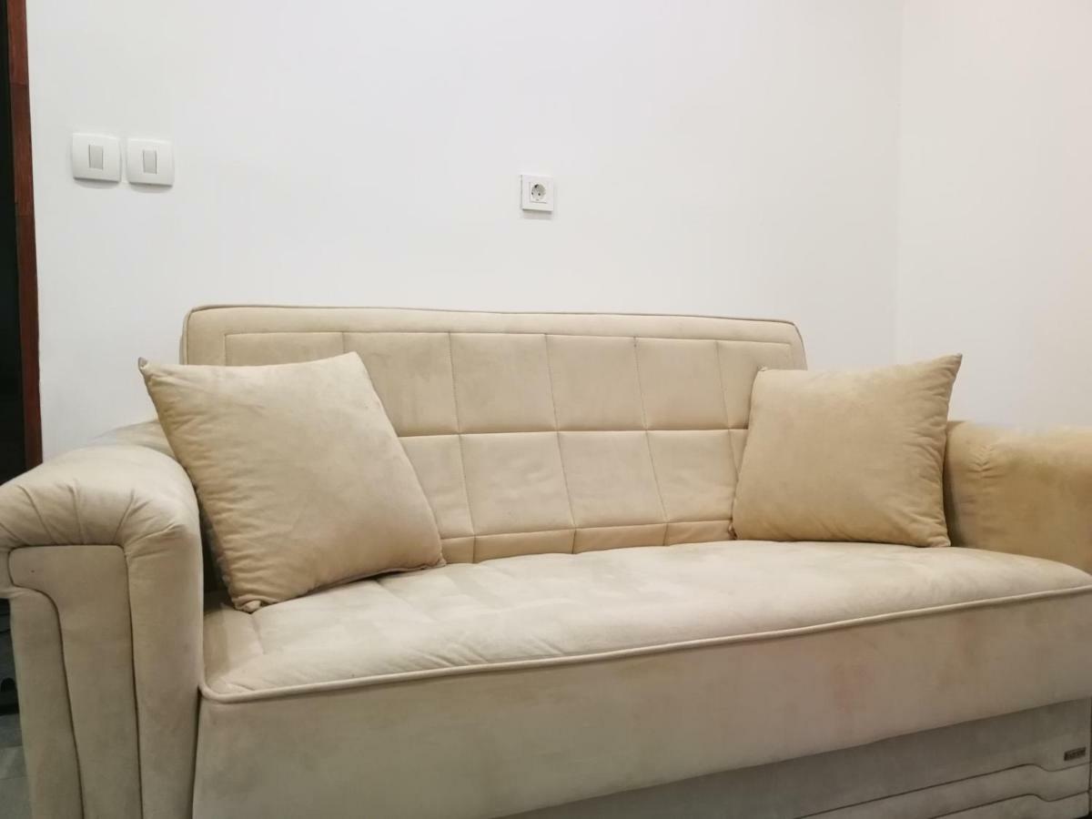 Appartma Katja Gabrovica pri Črnem Kalu Exterior foto